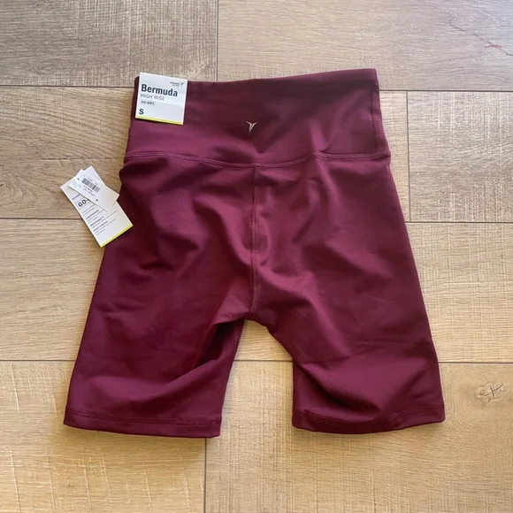 Bike Shorts .Old Navy. <Maroon> - Picture 2 of 4